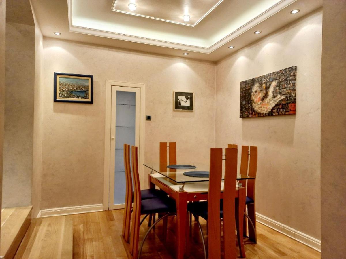 Alex Lux Lägenhet Belgrad Exteriör bild