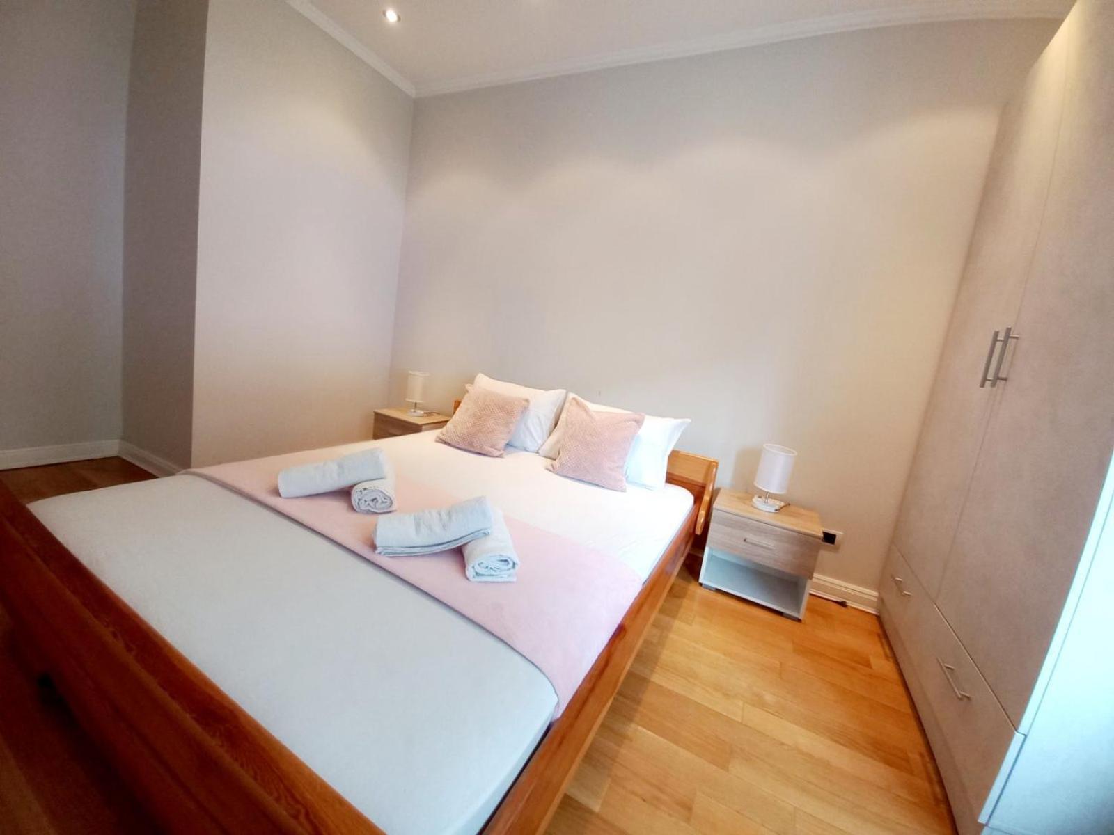 Alex Lux Lägenhet Belgrad Exteriör bild